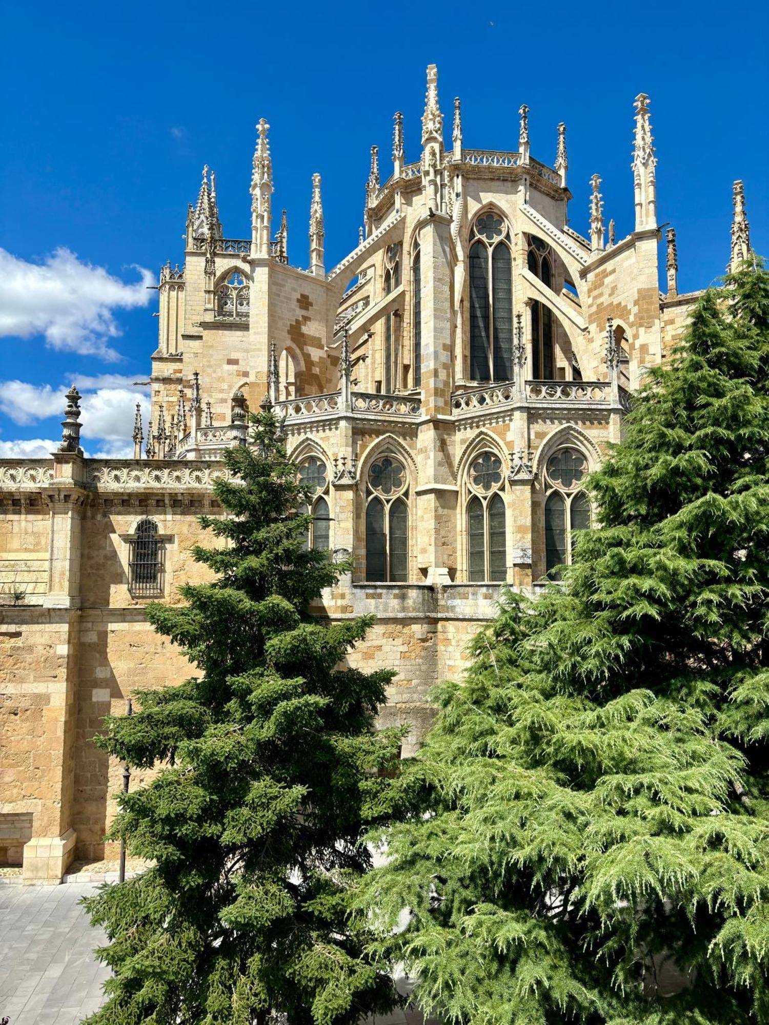 Suites La Catedral León Zewnętrze zdjęcie